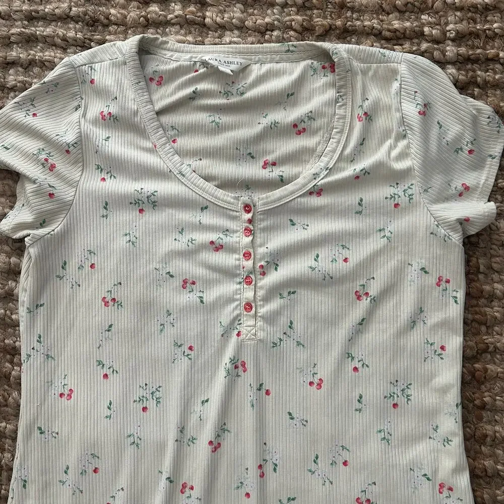 Laura Ashley Floral Ribbed Nightgown Cream Cherry Print Henley Sleep Shirt L